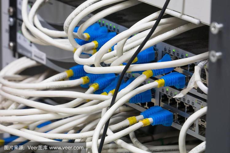 数据中心网络基础 交换机、集线器与以太网电缆的角色与选择